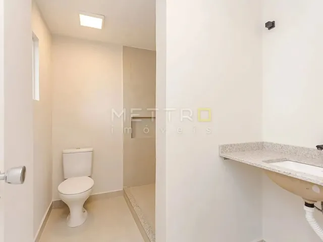 Imagem 8: Apartamento de 3 Quartos Todo Reformado no Centro Cívico - Curitiba/Pr - Referência