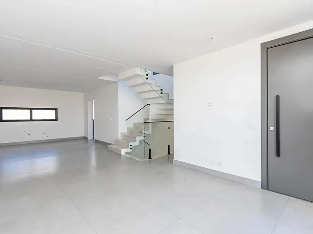 Imagem 2: Casa Townhouse À Venda com 3 Suítes, Mercês, Curitiba, Pr