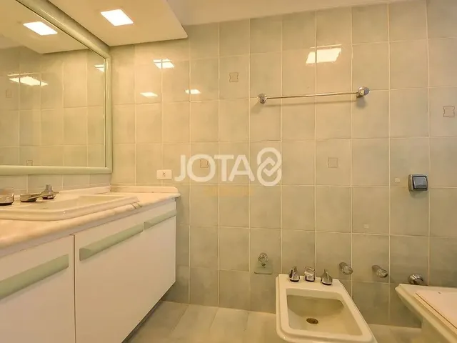 Imagem 7: 4 Quartos Uma Quadra da Praça do Japão Perto da Praça do Japão com 222M² - Jota8
