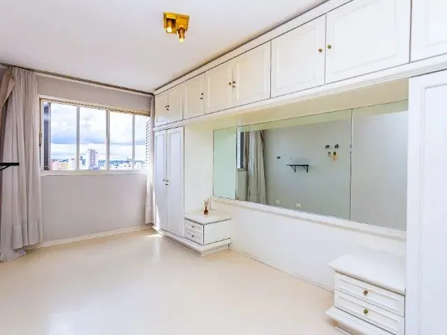 Imagem 13: Apartamento com 4 Quartos no Batel