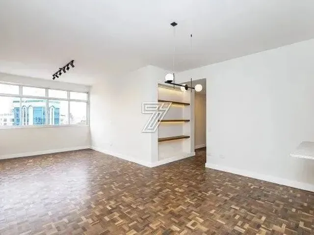 Imagem 5: Apartamento a Venda Tem 101M² com 3 Quartos no Centro Cívico - Curitiba - Pr