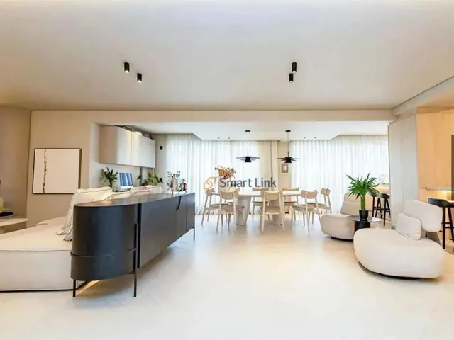 Imagem 1: Apartamento com 3 Dormitórios À Venda, 168 M² por R$ 2.890.000,00 - Ahú - Curitiba/Pr