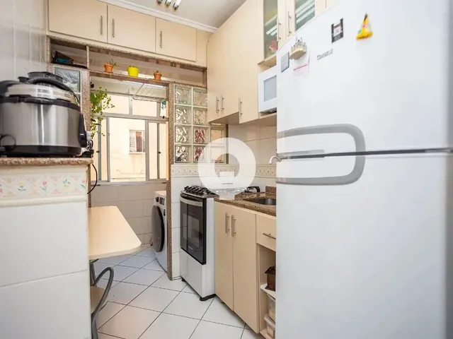 Imagem 4: Apartamento 52M² no Centro da Cidade com Vaga de Garagem e Piso de Taco