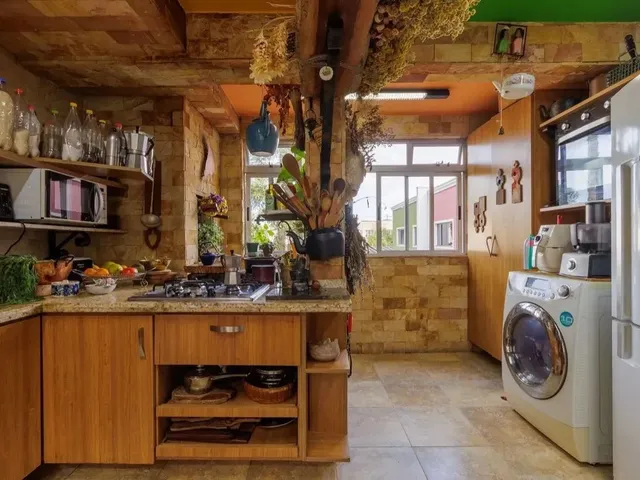Imagem: Apartamento Reformado com Dois Quartos e