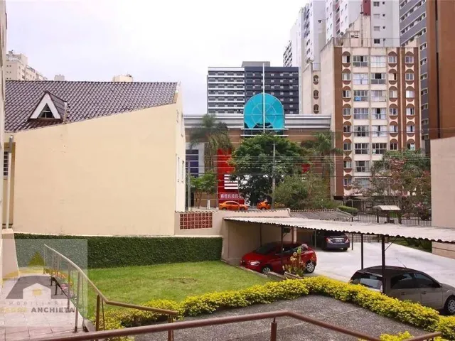 Imagem 2: Apartamento com 2 Dormitórios À Venda, 54 M² por R$ 430.000,00 - Bigorrilho