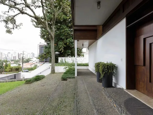 Imagem 11: Casa À Venda nas Mercês, 4 Quartos