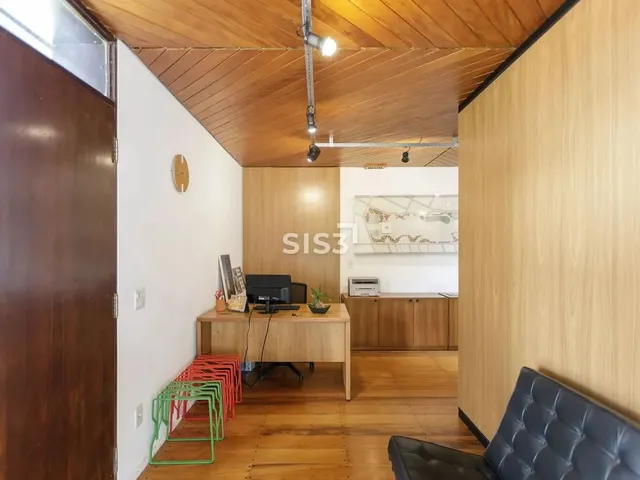 Imagem 10: Casa À Venda nas Mercês, 4 Quartos