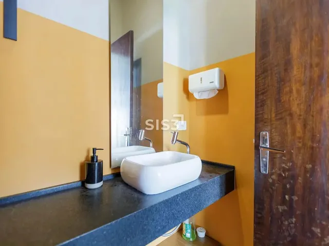 Imagem 9: Casa À Venda nas Mercês, 4 Quartos