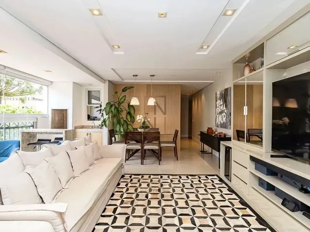Imagem: Apartamento Semi-Mobiliado com Três Quartos