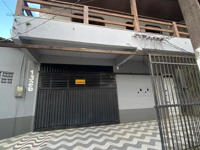 Imagem: Casa de 3 Pavimentos, 3 Suítes na Sacramenta