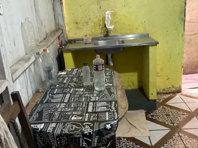 Imagem 2: Casa de Madeira Mobiliada