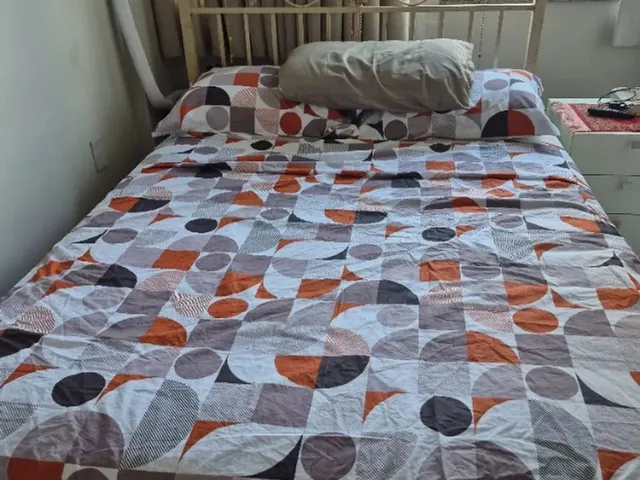 Imagem: Quarto para Moças em Nazare
