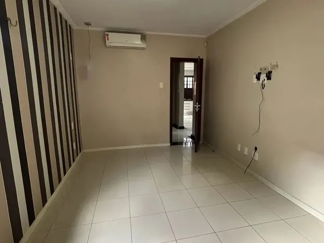 Imagem 10: Go Up Vende,Magnifica Casa em Alameda. 5/4 com 3 Suítes, Piscina, Área Gourmet. Garagem