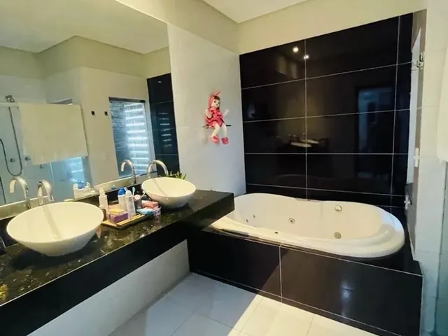 Imagem 13: Montenegro Boulevard Alugo Casa 4 Suítes