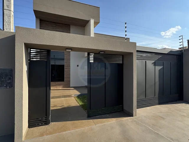 Imagem: Casa Alto Padrão em Conjunto Residencial