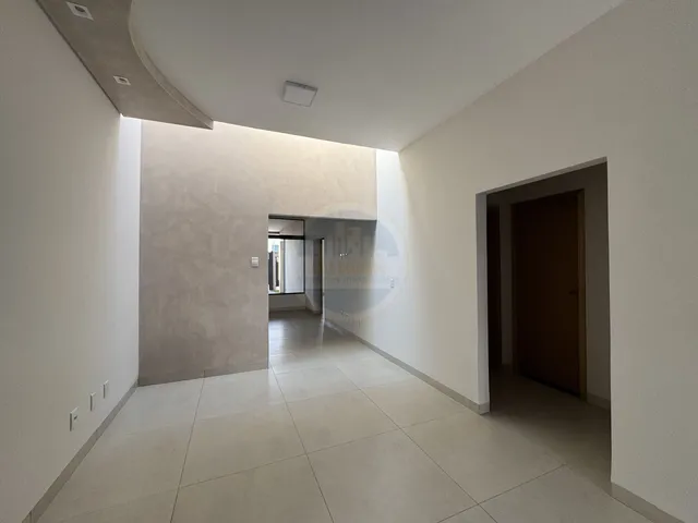 Imagem 14: Casa Alto Padrão em Conjunto Residencial Monte Carlo, Dourados/MS