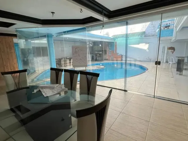 Imagem 9: Rcasa Comercial com 5 Suítes para Aluguel