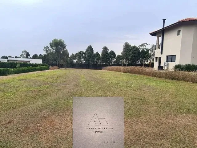 Imagem: Terreno À Venda em Condomínio de Luxo