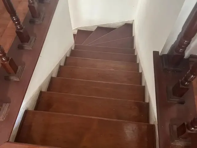 Imagem 6: Imóvel para Aluguel Possui 250 Metros Quadrados com 6 Quartos em Centro - São José Dos