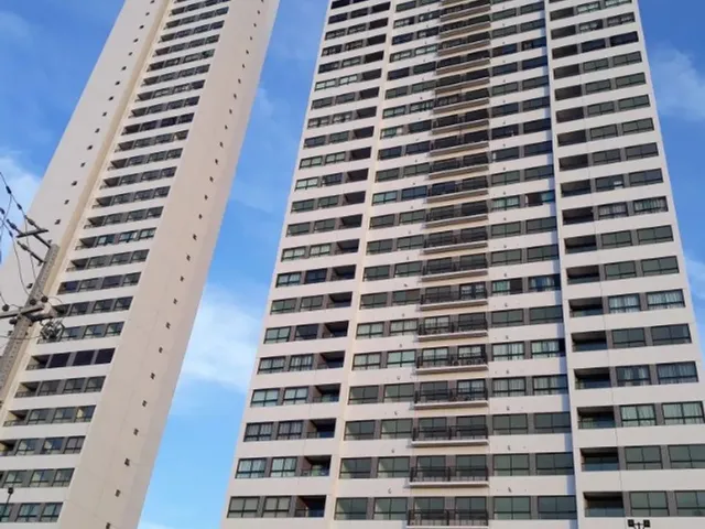 Imagem 1: Alugo Apto 02 Quartos(01 Suíte) Edif. Cosmopolitan - Bairro Indianopólis