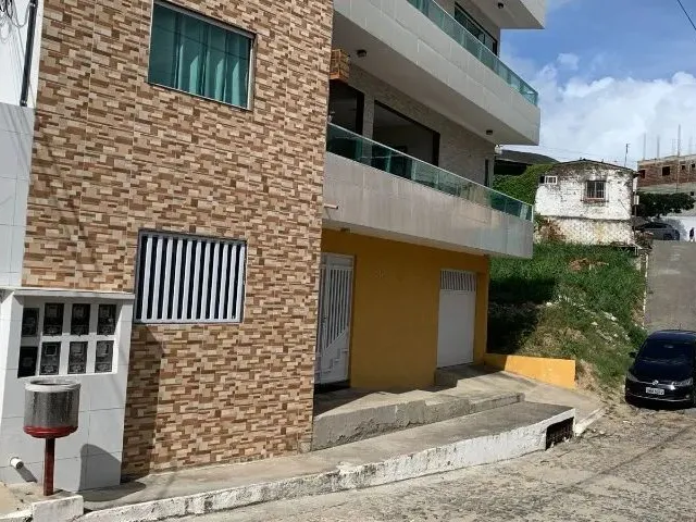 Imagem: O apartamento possui 2 Dormitórios, 2 Banheiros e está
