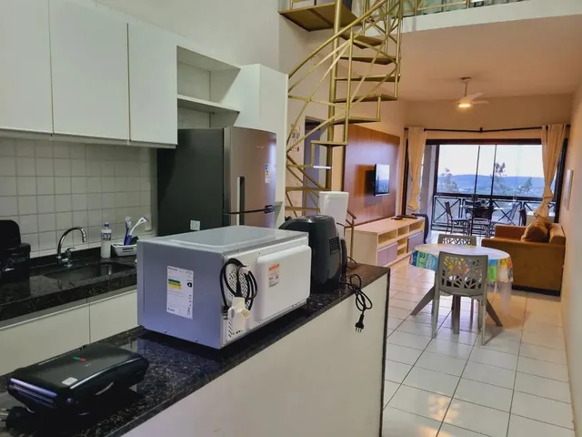 Imagem: O apartamento possui 3 Dormitórios, 1 Suíte, 2 Banheiros,