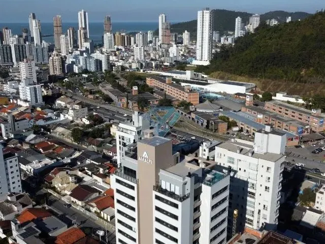 Imagem 1: Apartamento no Centro com 02 Suítes Semi Mobiliado !!!