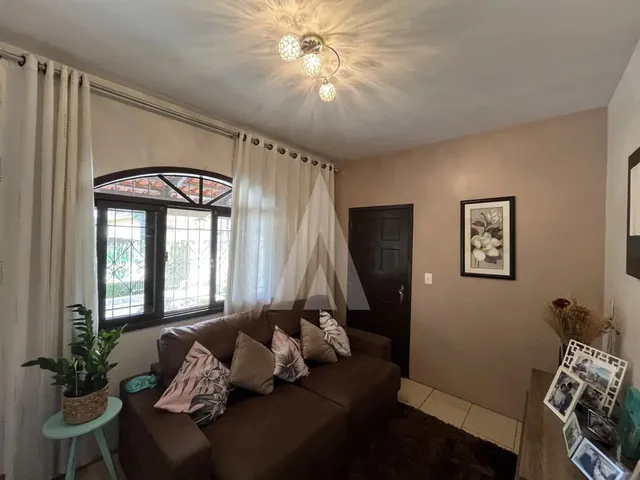 Imagem 16: Casa Residencial com 3 Quartos no Bairro Petrópolis, com 182.19 M²