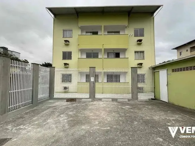 Imagem: O apartamento possui 1 Dormitório, 1 Banheiro, 1 Vaga na