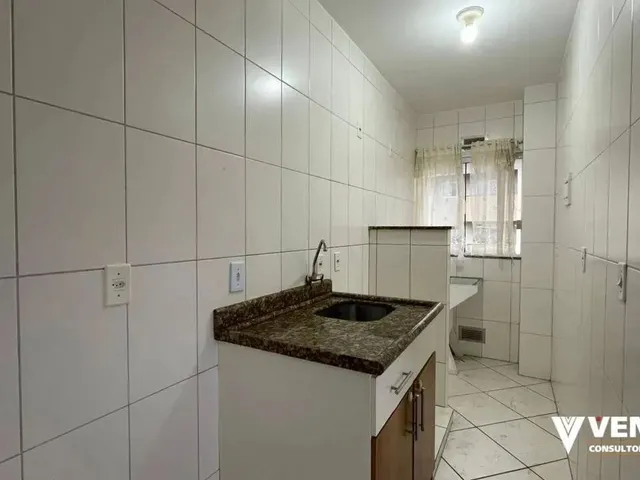 Imagem: O apartamento possui 1 Dormitório, 1 Banheiro, 1 Vaga na