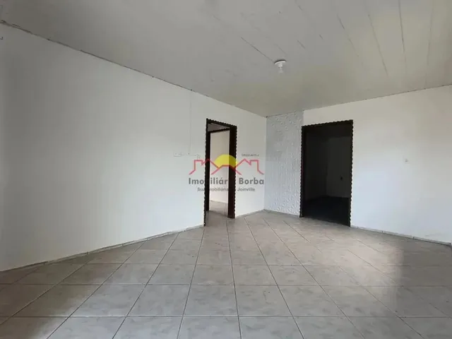 Imagem 2: Casa 03 Quartos C/ Galpão Iririú Joiville