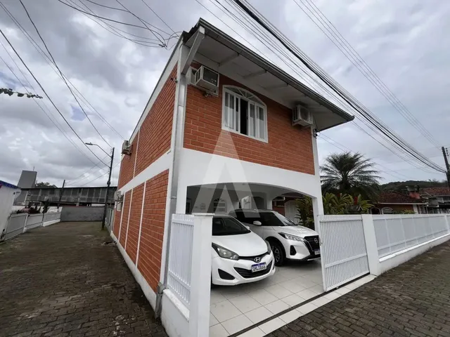 Imagem 1: Imóvel Mobiliado com 2 Quartos no Bairro Anita Garibaldi, com 75 M²
