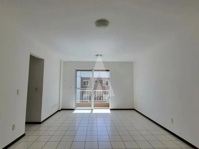 Imagem 2: Apartamento com 2 Quartos e Uma 1 Suíte, Sacada com Churrasqueira e 1 Vaga de Garagem No