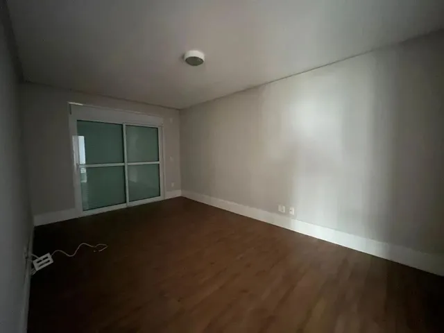 Imagem 3: Apartamento no Edifício Brava Beach Aroeira na Praia Brava em Itajaí
