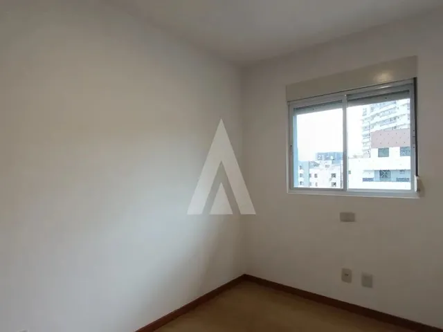 Imagem 13: Apartamento Semi Mobiliado no Bairro Atiradores, com 3 Quartos Sendo 1 Suíte, Cozinha Com