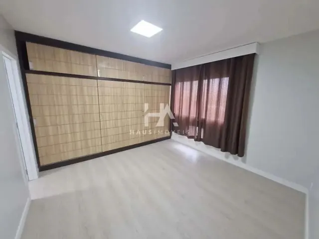 Imagem 14: Apartamento À Venda/Aluguel no Centro com 3 Dormitórios e Área de 97 M²