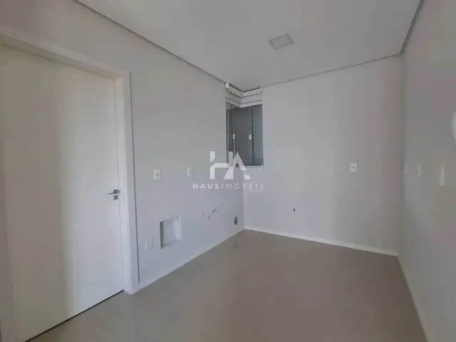 Imagem 6: Apartamento para Aluguel no Centro com 124 M² e 3 Dormitórios/Quartos Disponíveis