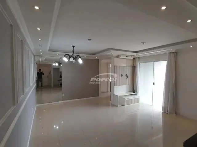 Imagem: O apartamento possui 2 Dormitórios, 1 Suíte, 1 Banheiro,