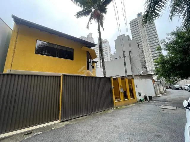 Imagem: Casa Mobiliada para Locação Anual no Bairro