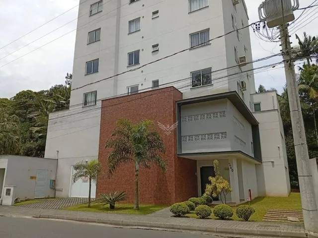 Imagem: O apartamento possui 1 Dormitório, 1 Banheiro, 2 Vagas na