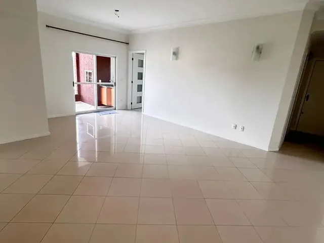 Imagem 15: Amplo Apartamento de 3 Dormitorios