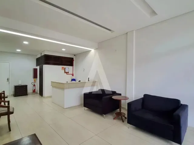 Imagem 6: Apartamento com 1 Quarto com Sacada, Elevador e Hall de Entrada no Bairro Centro