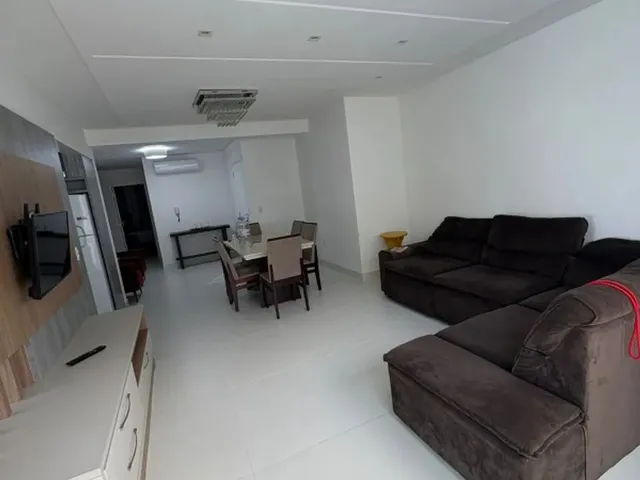 Imagem: Apartamento em Meia Praia Próximo Ao Shopping