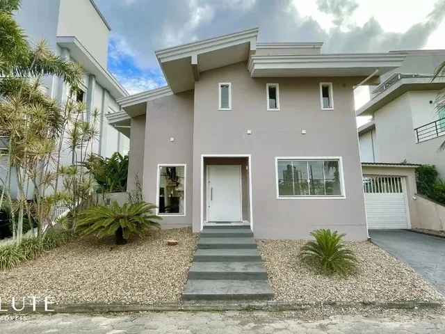 Imagem: Casa em Condomínio Aluguel Anual 3 Dormitórios