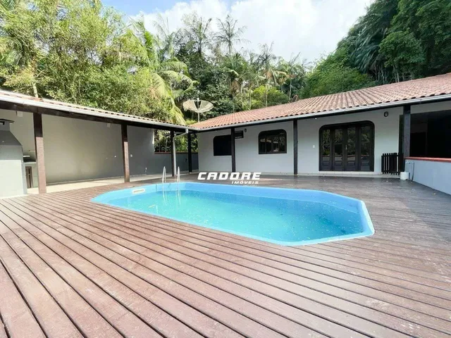 Imagem: Casa para Locação com 3 Quartos, Suíte