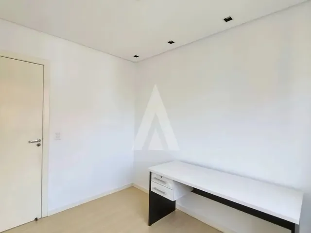 Imagem 2: Apartamento com 3 Quartos, Sendo 1 Suíte no Floresta