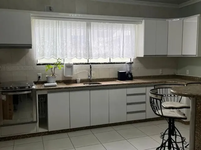 Imagem 2: Quartos para Alugar em Apartamento no Centro