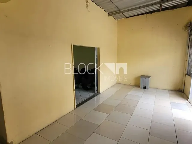 Imagem 3: Marechal Hermes Galpão / depósito com 5 banheiros