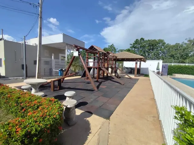 Imagem: Casa com 2 Quartos no Condominio Humaita