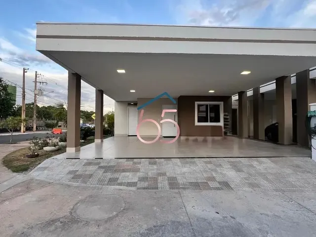 Imagem: A casa possui 3 Dormitórios, 1 Suíte, 3 Banheiros, 4